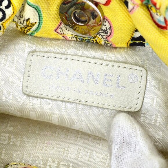 Chanel Yellow Canvas Valentine Chain Handbag - Picture 3 of 11